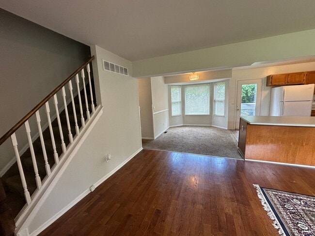 Building Photo - Delhi- Spacious 3 bedroom 2 bath in OHSD