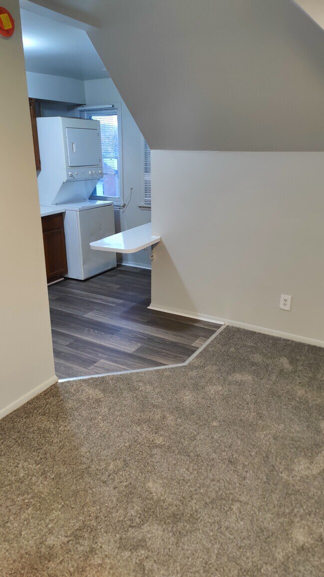 Foto del edificio - 4118 W Forest Park Ave