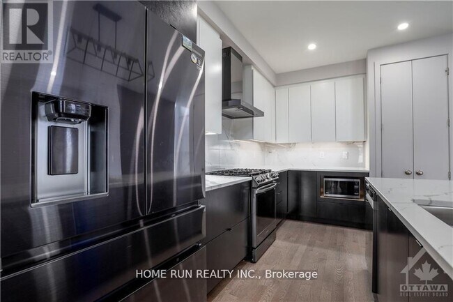 Building Photo - 923 Chipping Cir