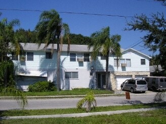Primary Photo - 931 15th St W