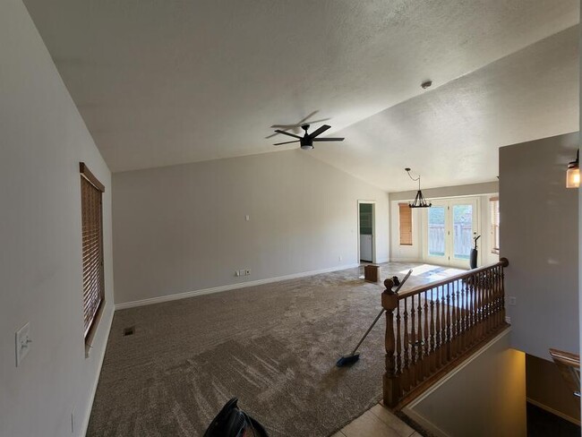 Building Photo - 1273 N 500 W
