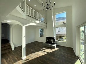 Building Photo - 1031 15th St