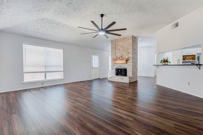 Building Photo - 3518 Pecan Point Dr