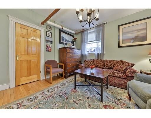 Building Photo - 139 Beaconsfield Rd