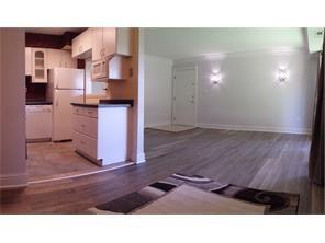 Building Photo - 701 College Park Dr
