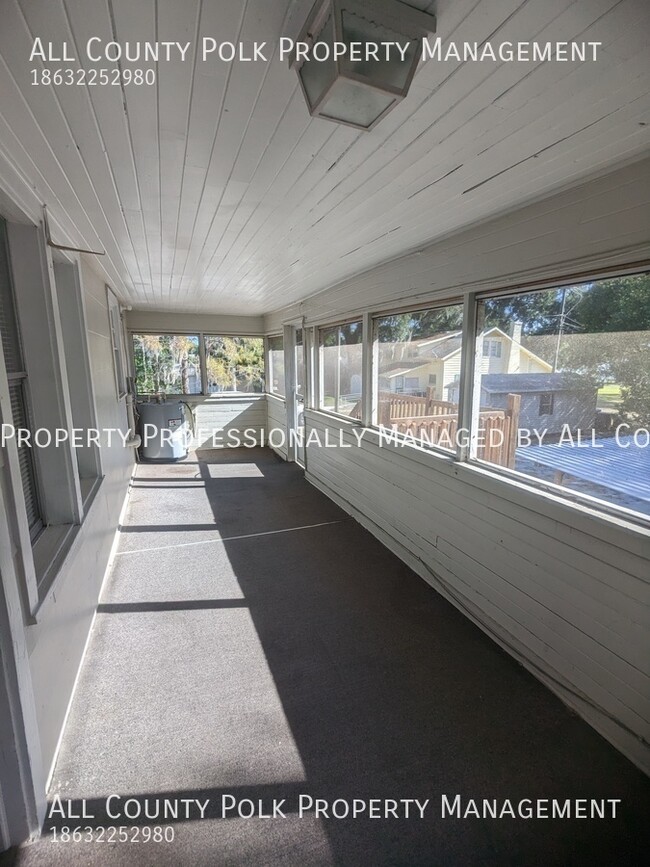 Building Photo - Awesome 2/1 Apartment in Auburndale for Rent