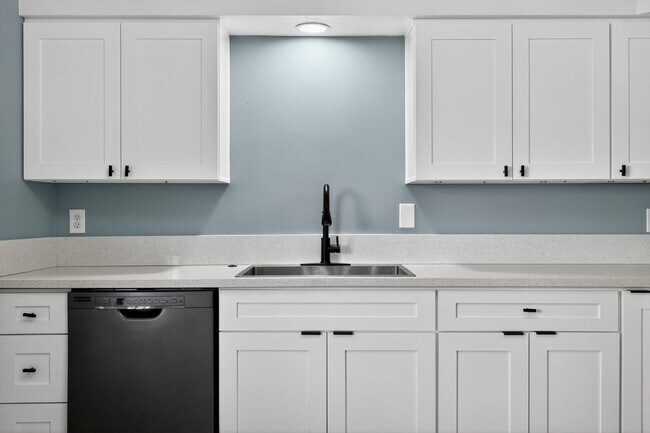 Foto del edificio - 44440 Acacia Dr