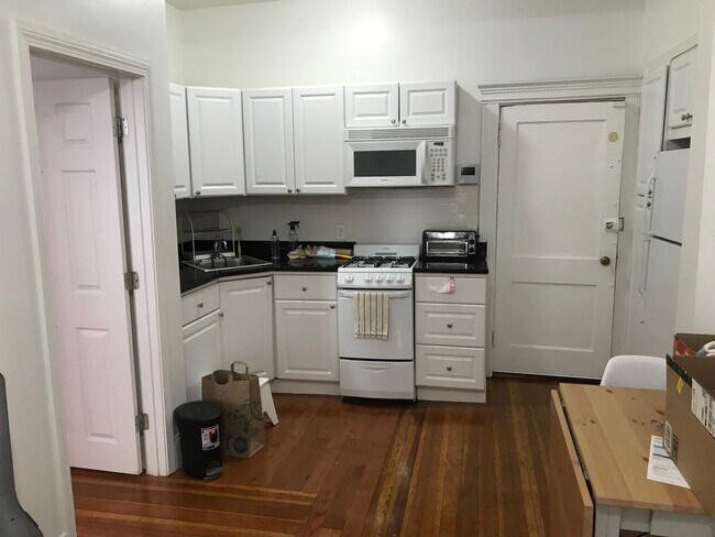 Foto del edificio - 64 Hemenway St
