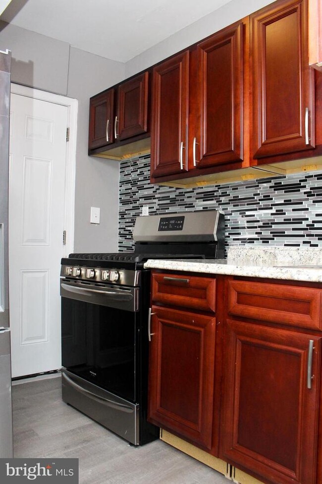 Foto del edificio - 1427 Morris Rd SE