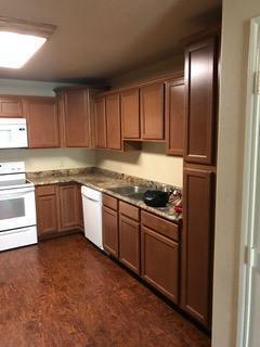 Building Photo - 672 Ridge Ln