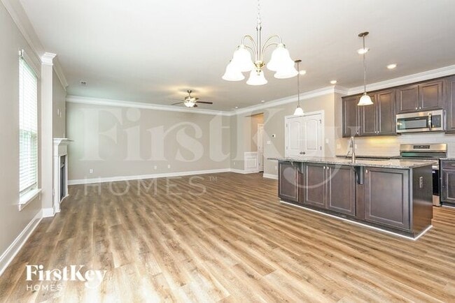 Foto del edificio - 219 Crane Creek Way