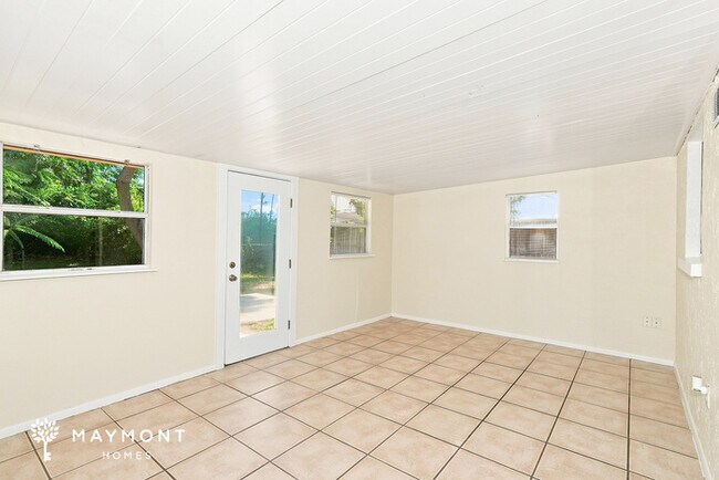 Building Photo - 7219 Gulf Highlands Dr