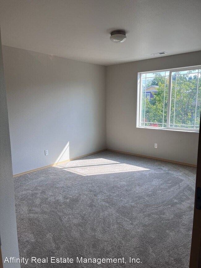 Foto del edificio - 3 br, 2.5 bath House - 7241 177th Street East