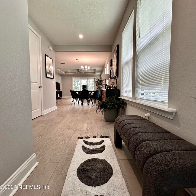 Foto del edificio - 10089 FILAMENT Blvd