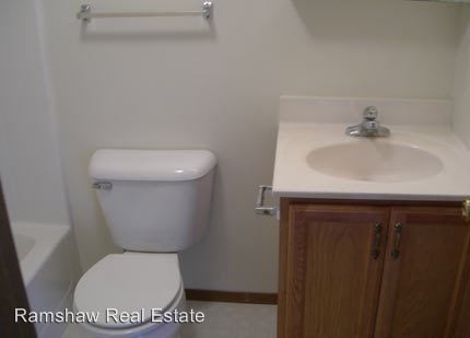 Foto del edificio - 1 br, 1 bath Apartment - 1206 Wesley Ave