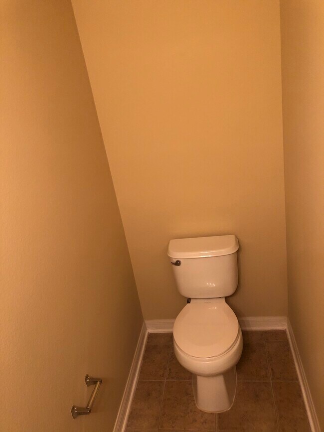 Half bath - 4562 Limerick Dr