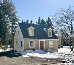 Building Photo - 63 Valley Rd