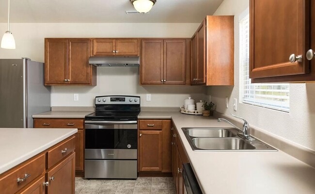 Foto del edificio - Large Colonial for Lease in Highly Rated Mattawan Schools