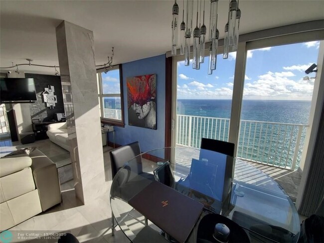 Foto del edificio - 111 Briny Ave