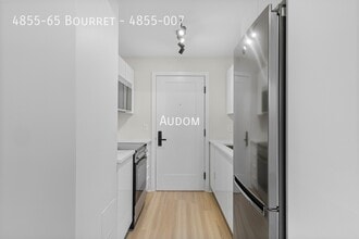 Building Photo - 4855-65 Av Bourret