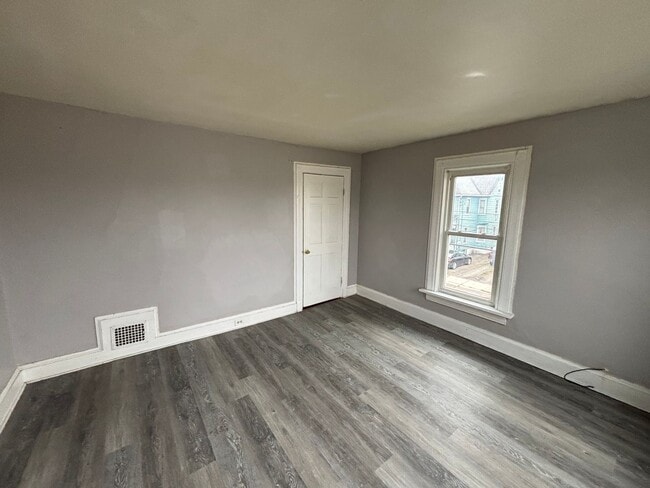 Building Photo - 111 Eldridge