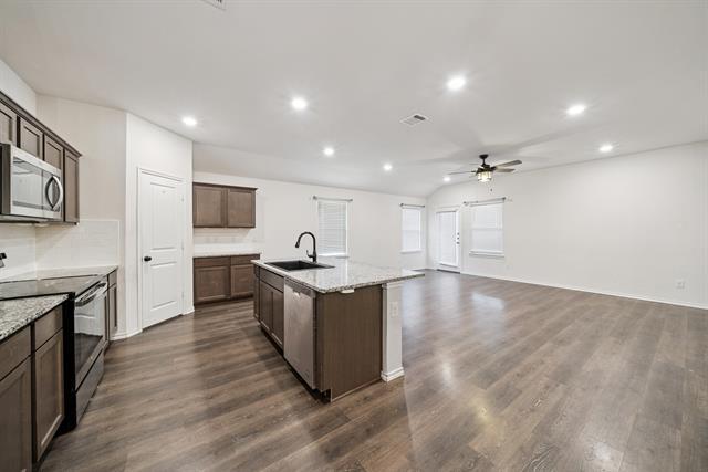 Foto del edificio - 809 Farmstead Wy