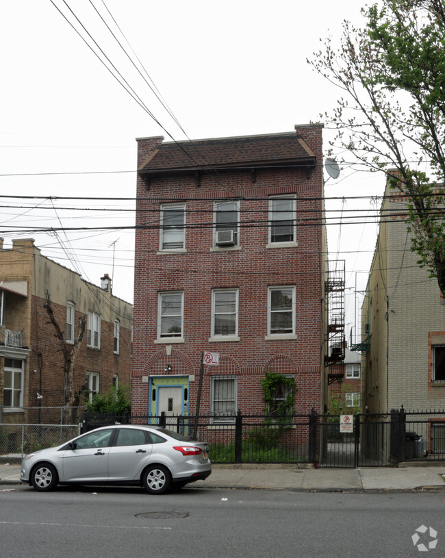 Building Photo - 1848 White Plains
