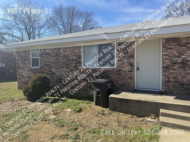 Building Photo - 1017 Peach St