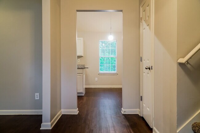 Building Photo - 3670 Arrowhead Pl