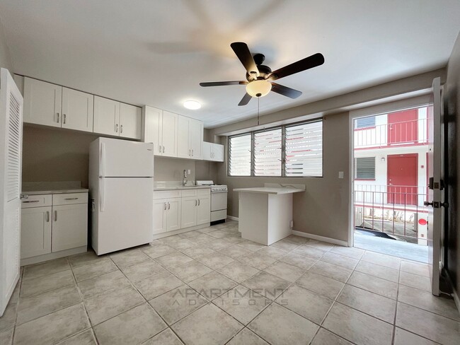 Building Photo - $500 1st Month Rent Special! | Near the Be...