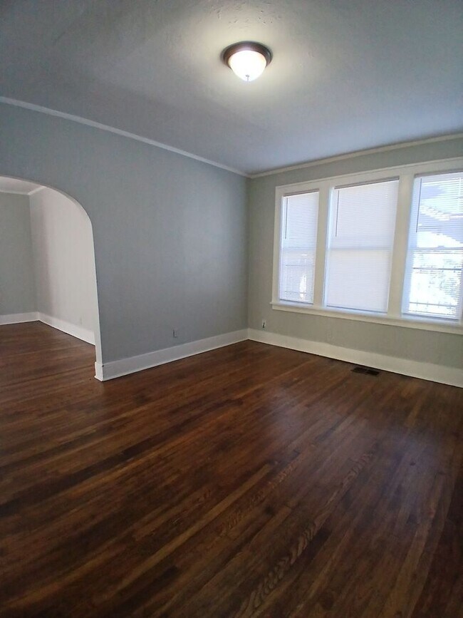 Foto del edificio - 2384 Forrest Ave. Unit W