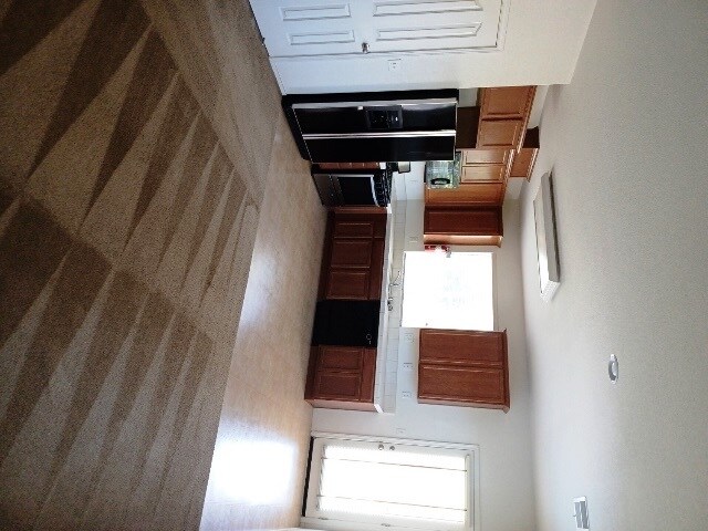 Building Photo - 1452 Claridge Ct