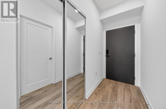 Building Photo - 9751 Markham Rd