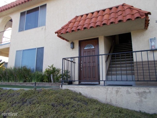 Building Photo - 1402 Buena Vista