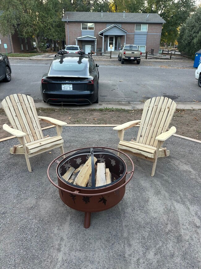 Foto del edificio - 926 James Ct