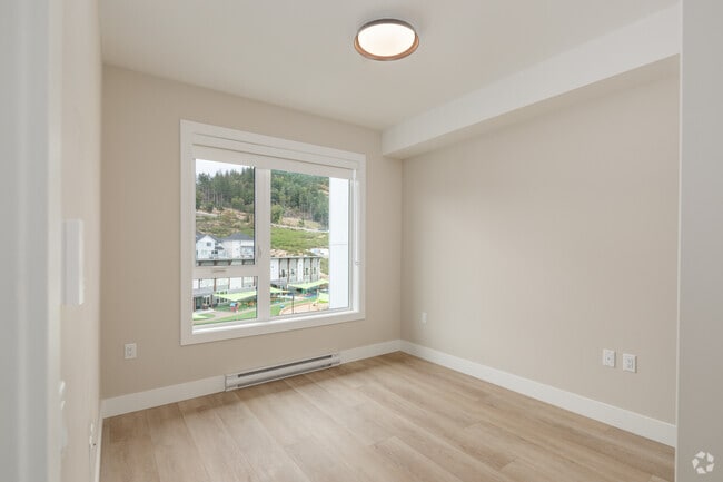 1BR, 1BA w/Den - 627SF - Bedroom - Westview