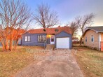 Foto principal - 3616 NW 27th St