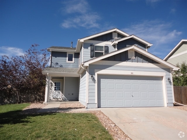 Building Photo - 201 Stagecoach Ln