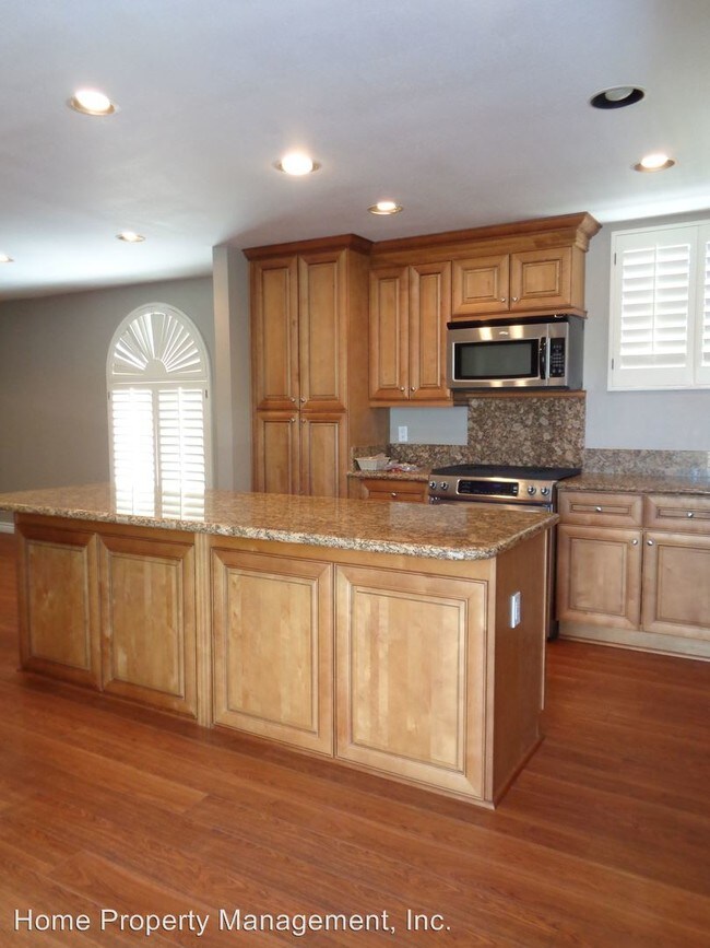 Foto del edificio - 20231 Cape Cottage Ln