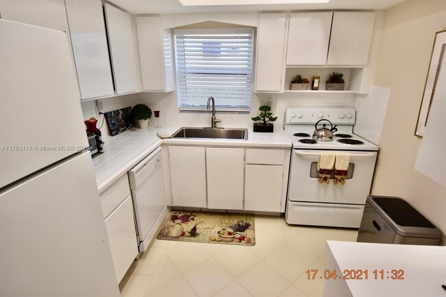 Foto del edificio - 2515 Emory Dr W