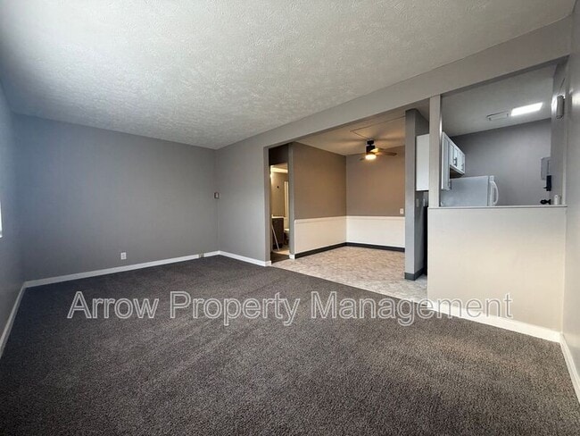 Building Photo - 1215 E Street-7