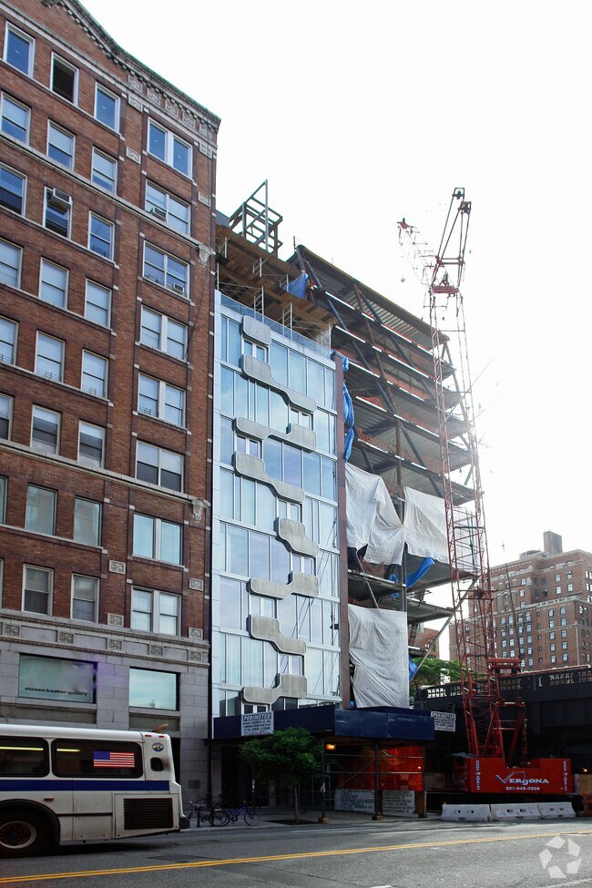 Building Photo - 515-517 W 23rd St