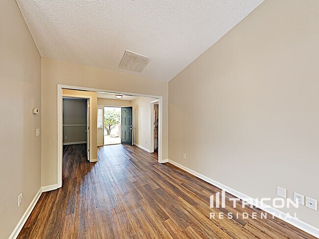 Foto del edificio - 3 Sterling Cross Ct
