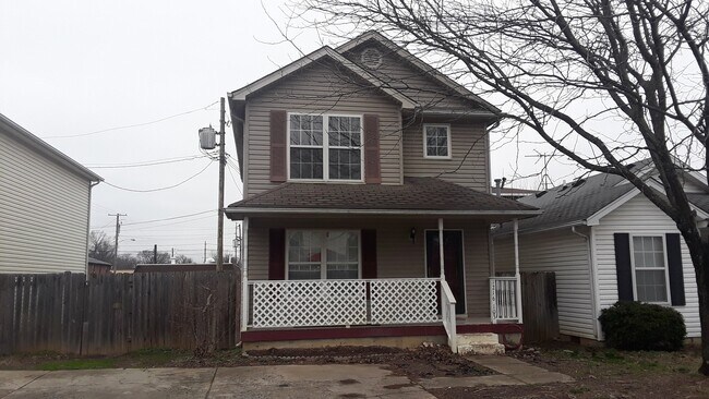 Building Photo - 1216 Lipps Ln