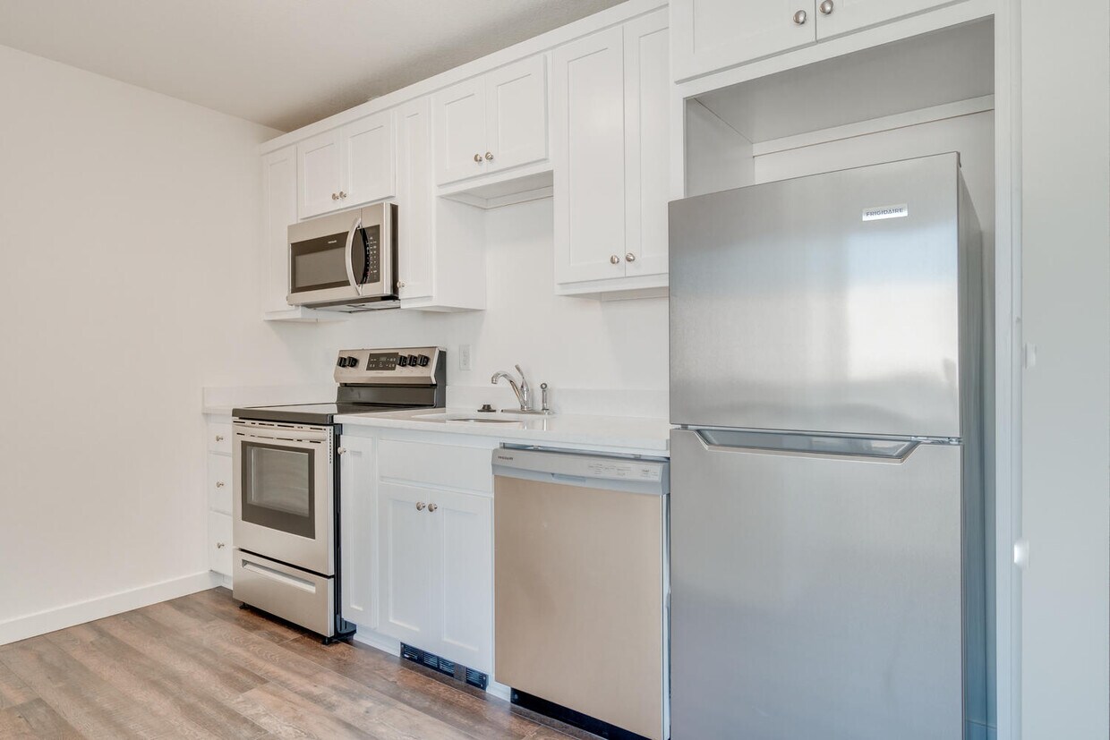 Foto principal - 2720 SE Steele St