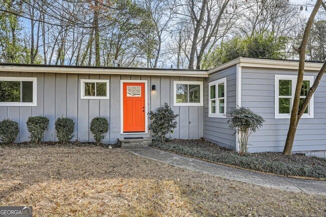 Building Photo - 2138 Drew Valley Rd NE