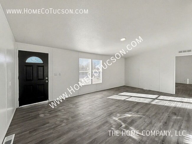 Photo - 5717 S Stewart Blvd House