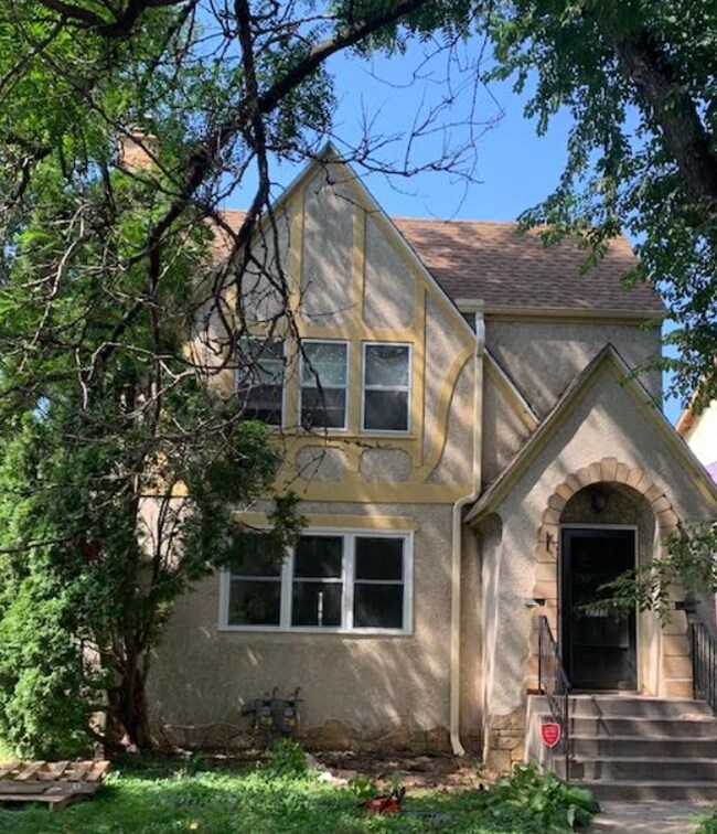 2715 Oliver Ave N, Minneapolis, MN 55411 Townhome Rentals in Minneapolis MN