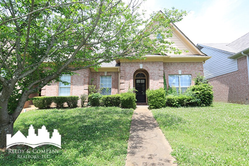 6131 Woodstock View Dr, Millington, TN 38053 House Rental in