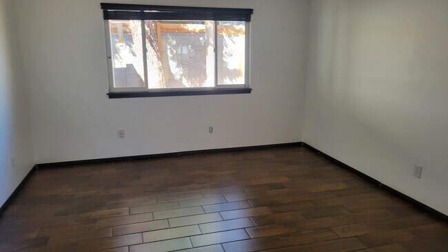 Foto del edificio - 5020 San Pedro Ct NE